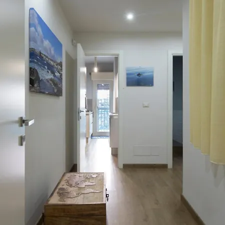 Casa Il Delfino アパート