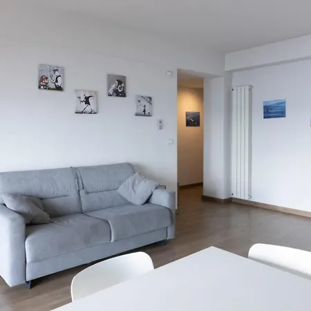 Casa Il Delfino アーチ・カステッロ
