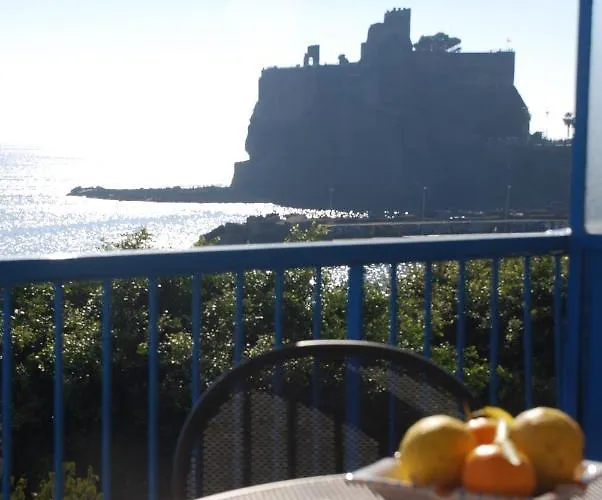 Appartement Casa Il Delfino Aci Castello